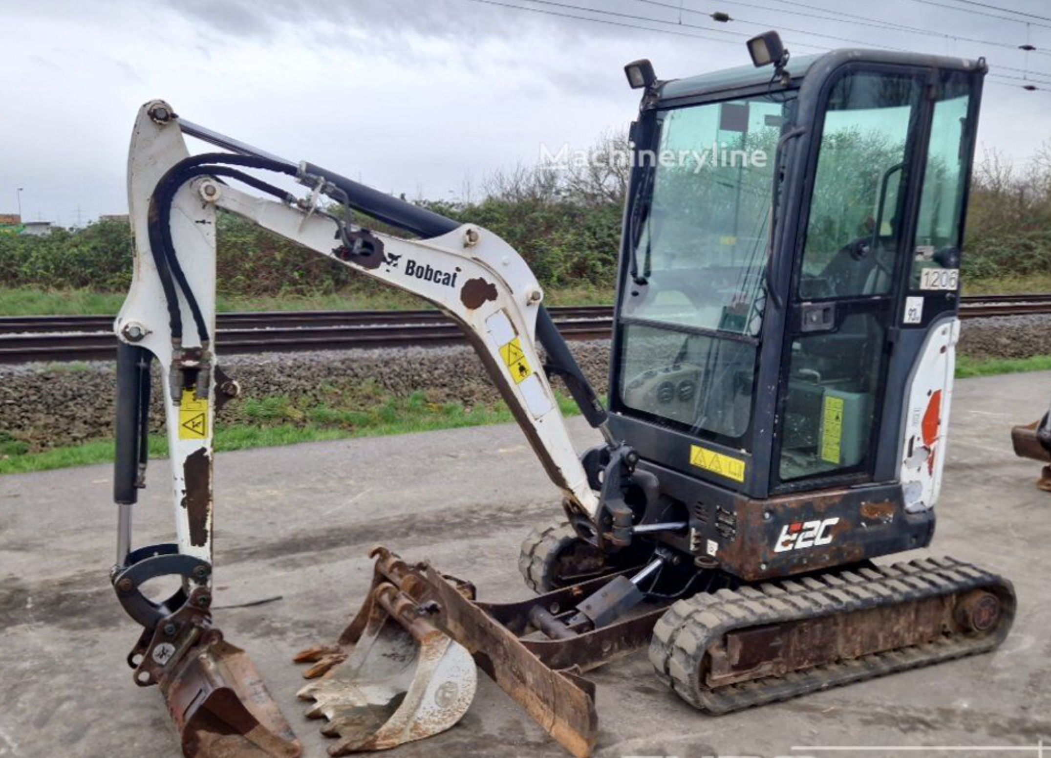 Bobcat E20
